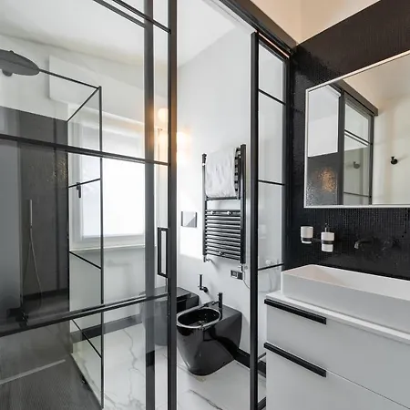 A World Aparts - 12 Viviani Apartment Verona