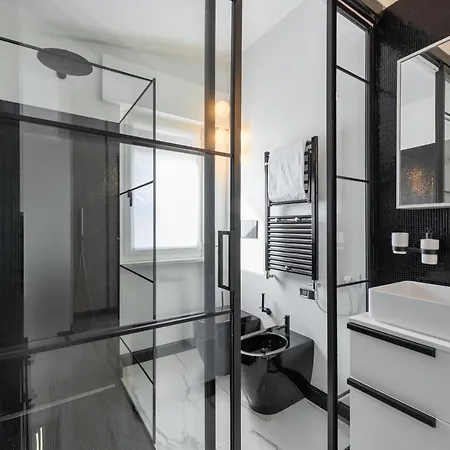 A World Aparts - 12 Viviani 公寓